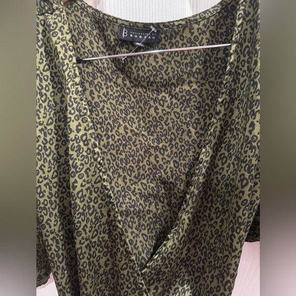 Bloomingdale’s Bobeau Green Cheetah Asymmetrical Ruffled Wrap Dress - Picture 3 of 7